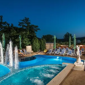 семеен Golden Place Отель Созополь